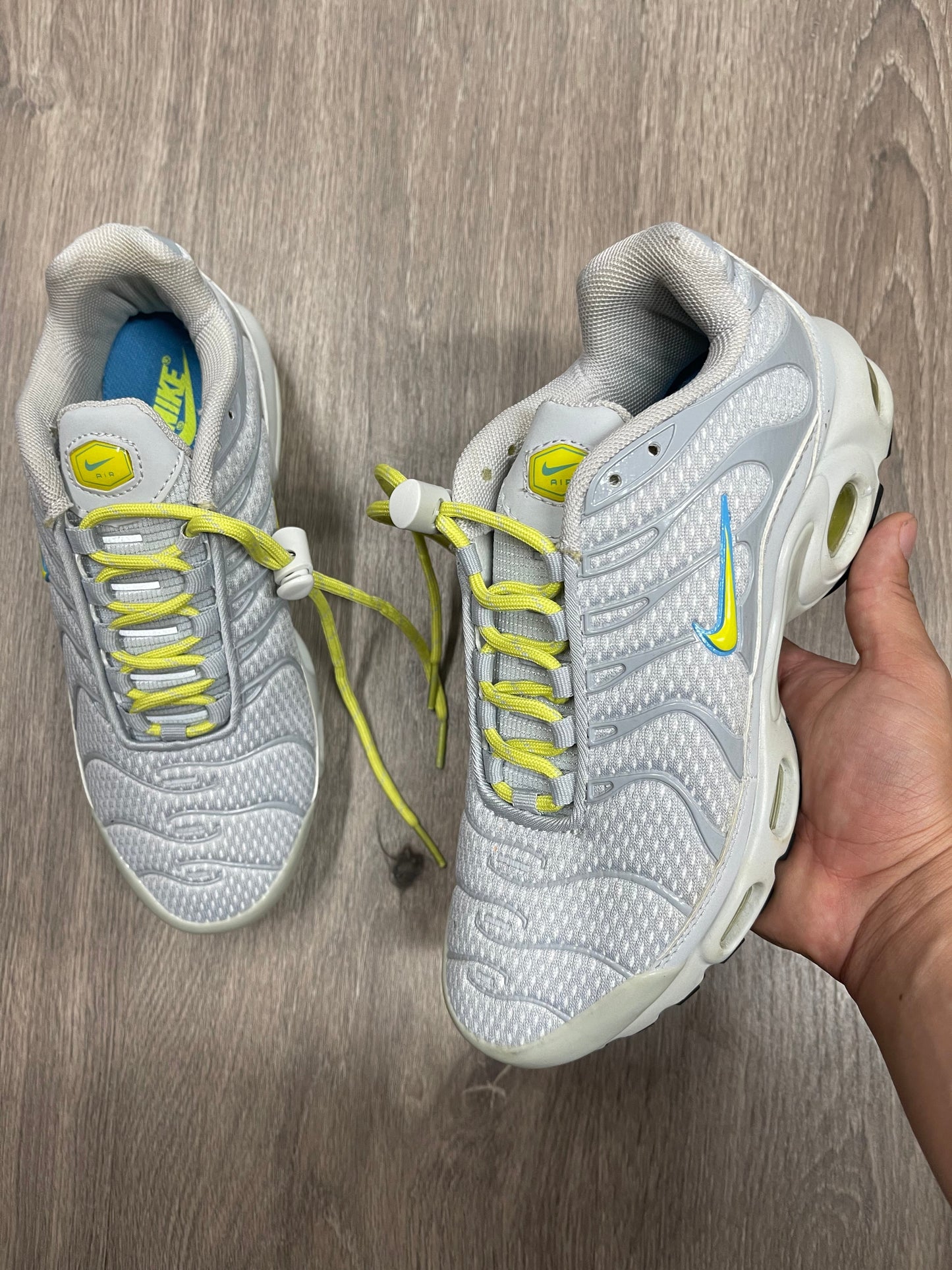 Tn